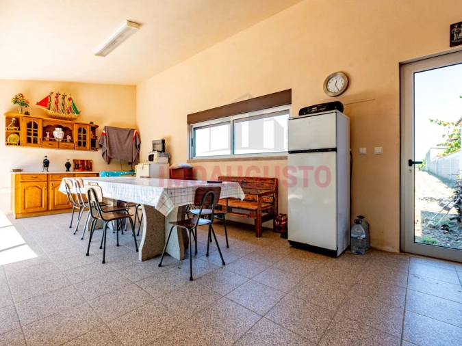 Moradia T5 para Venda em Vermiosa Foto 11