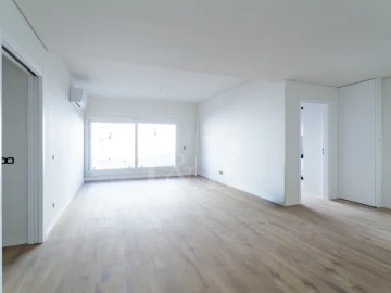 Apartamento T2 para Venda em Almada, Cova da Piedade, Pragal e Cacilhas