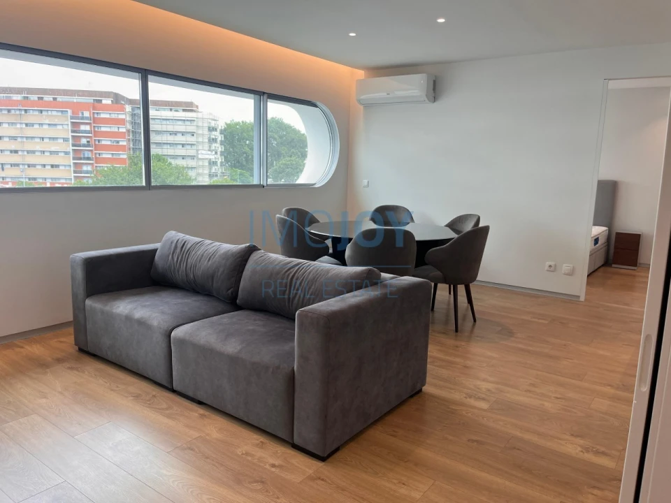 Apartamento T2 para Venda em Paranhos Foto 4