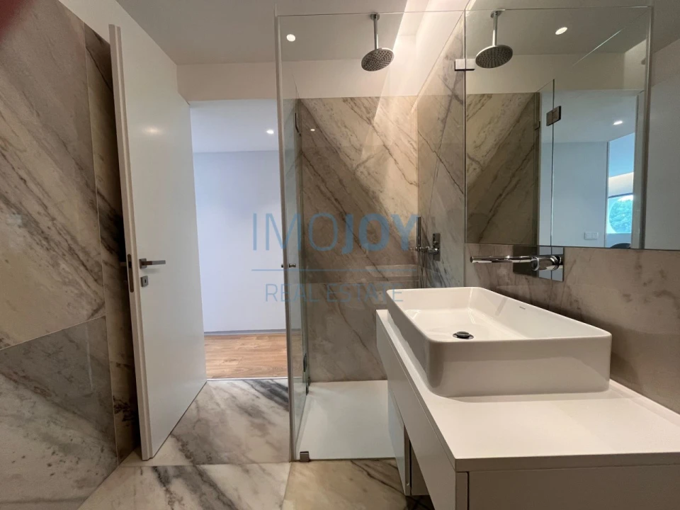 Apartamento T2 para Venda em Paranhos Foto 18