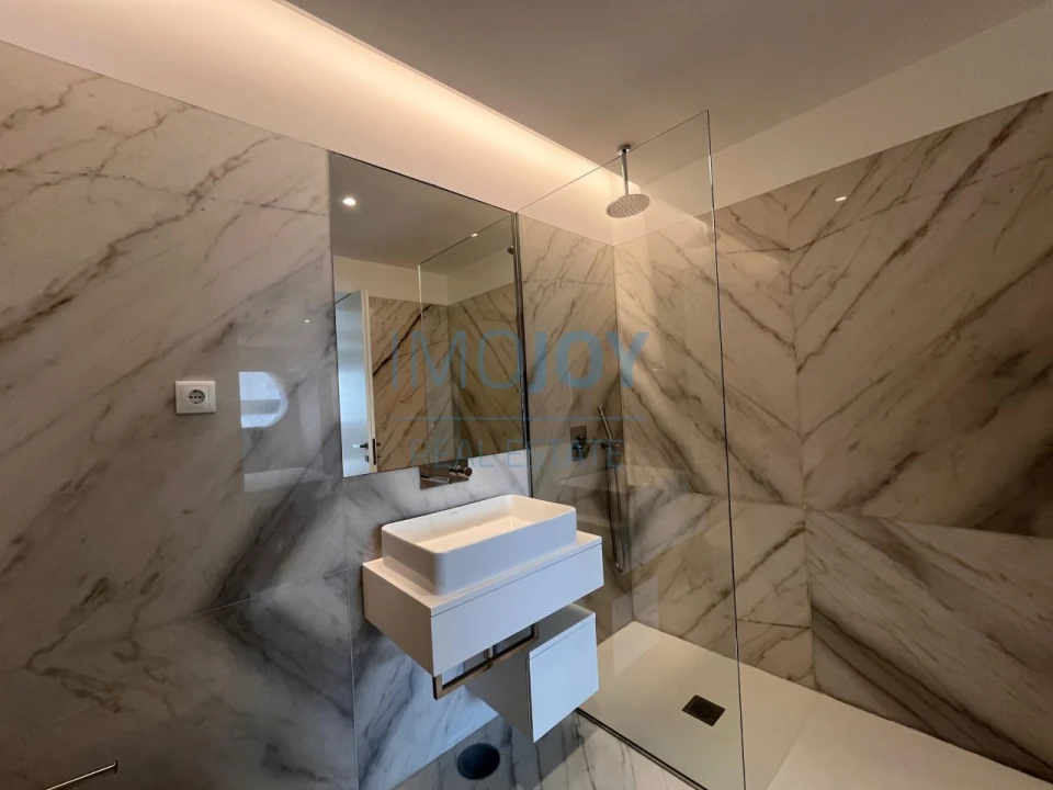 Apartamento T2 para Venda em Paranhos Foto 23