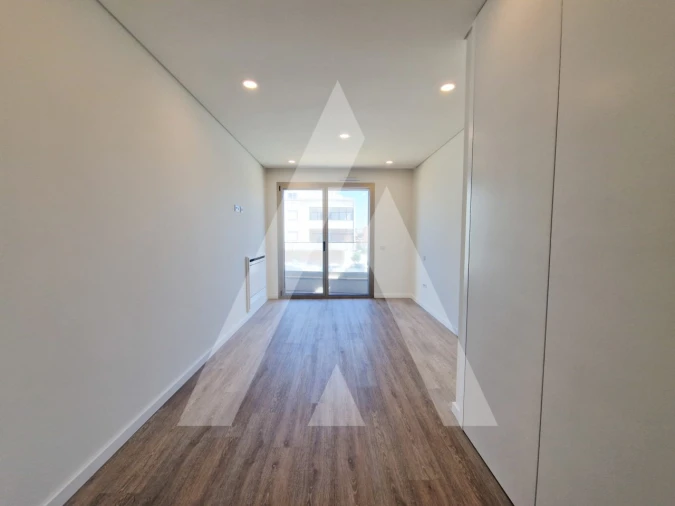 Apartamento T3 para Venda em Gafanha da Encarnação Foto 13