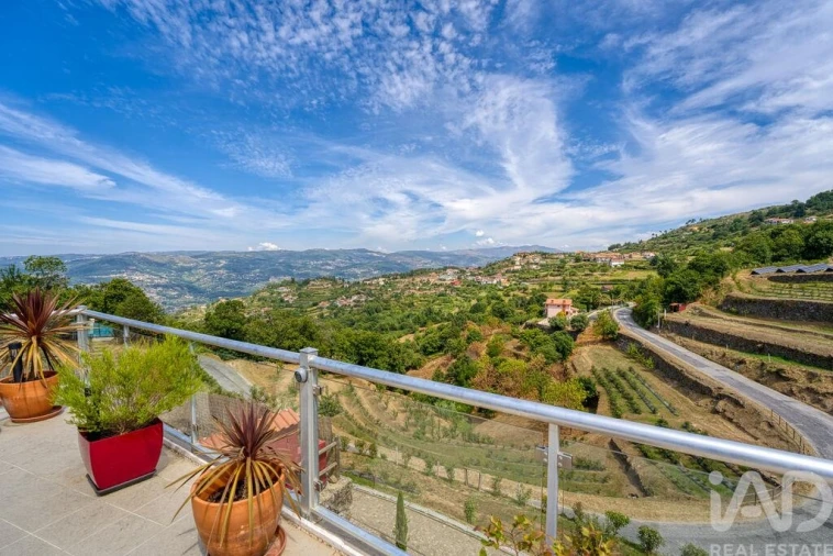 Moradia T6 para Venda em Anreade e São Romão de Aregos Foto 17