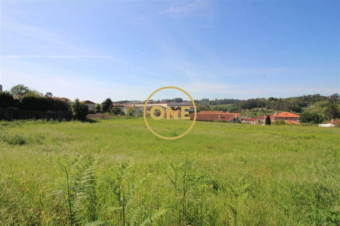 Terreno para Venda em Areias, Sequeirô, Lama e Palmeira Foto 6