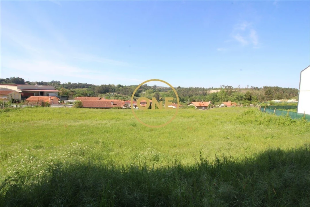 Terreno para Venda em Areias, Sequeirô, Lama e Palmeira Foto 5