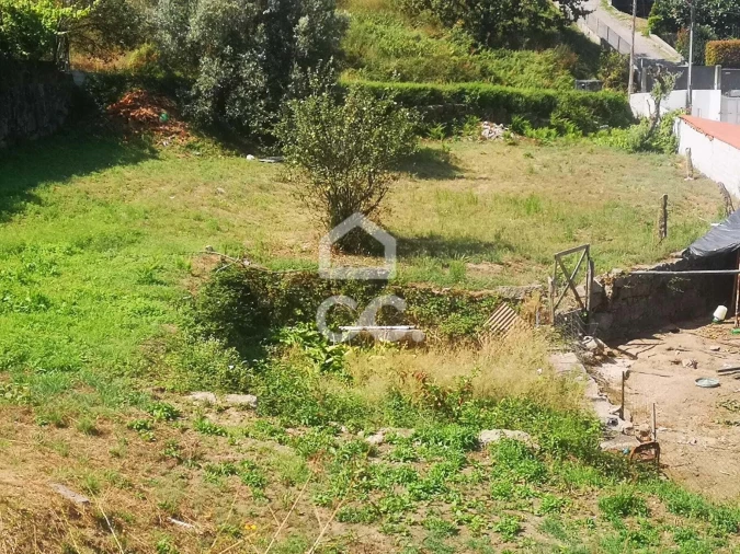 Terreno para Venda em Serzedelo