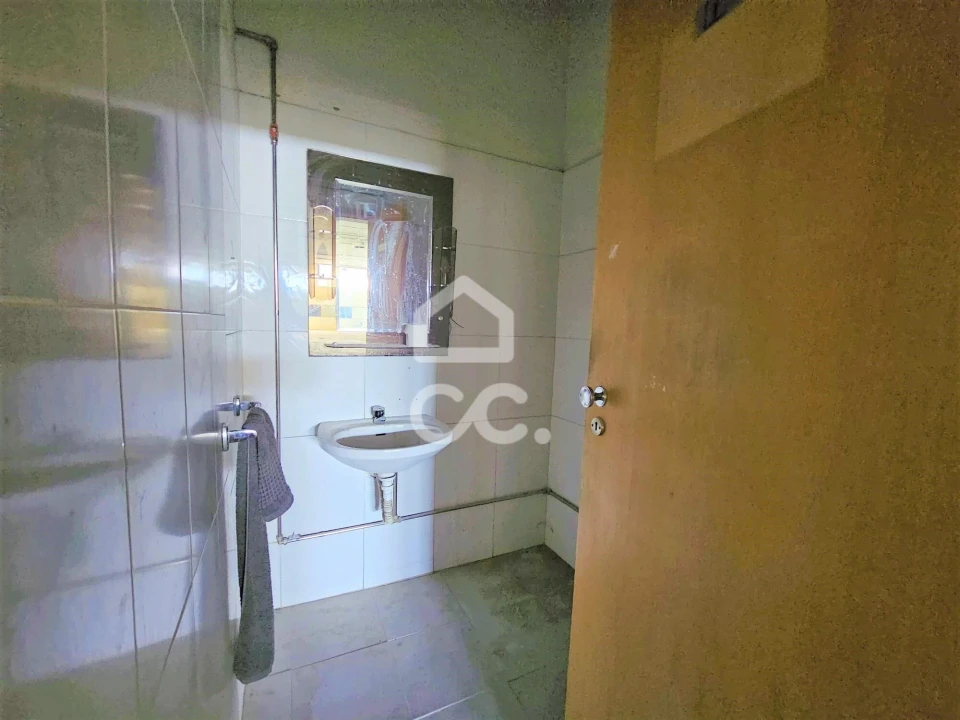 Armazém para Venda em Caldas de Vizela (São Miguel e São João) Foto 6