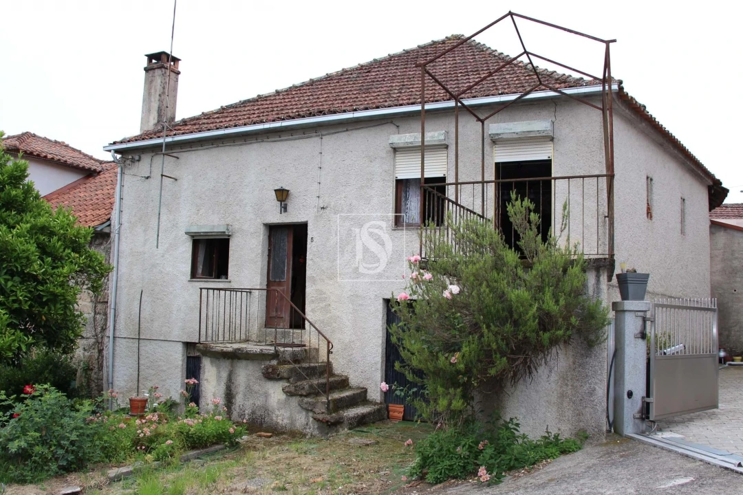 Moradia T10 para Venda em Tondela e Nandufe Foto 2