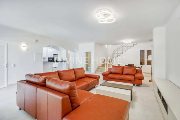 Moradia T3 para Venda em Albufeira e Olhos de Água Foto 5