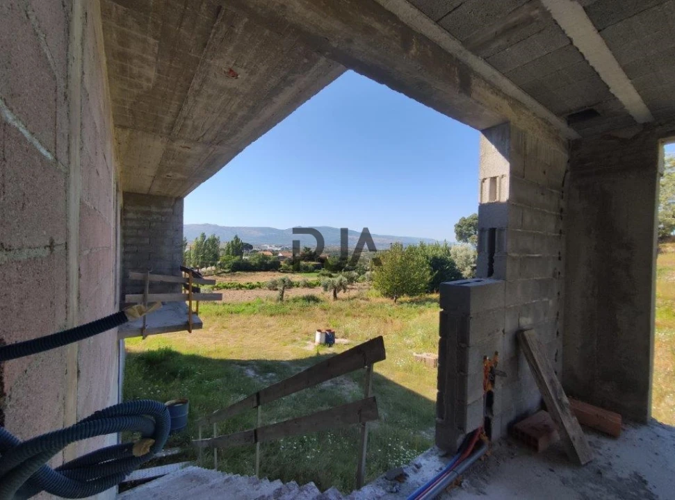 Moradia T3 para Venda em Fornos de Algodres Foto 11