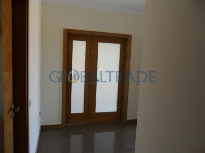 Moradia T3 para Venda em Duas Igrejas Foto 13