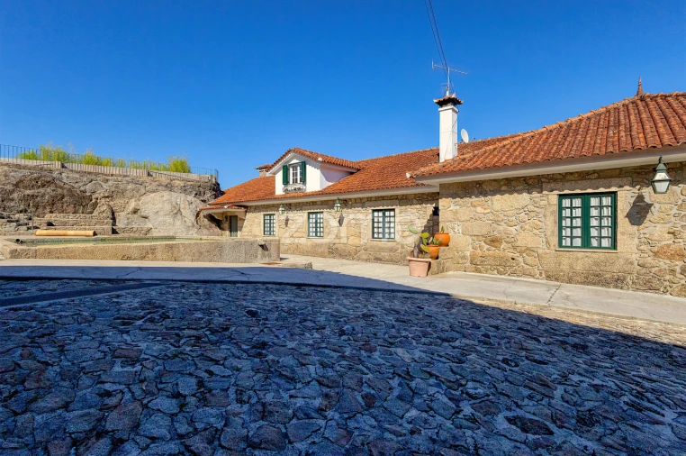 Quinta T9 para Venda em Quintiães e Aguiar Foto 7