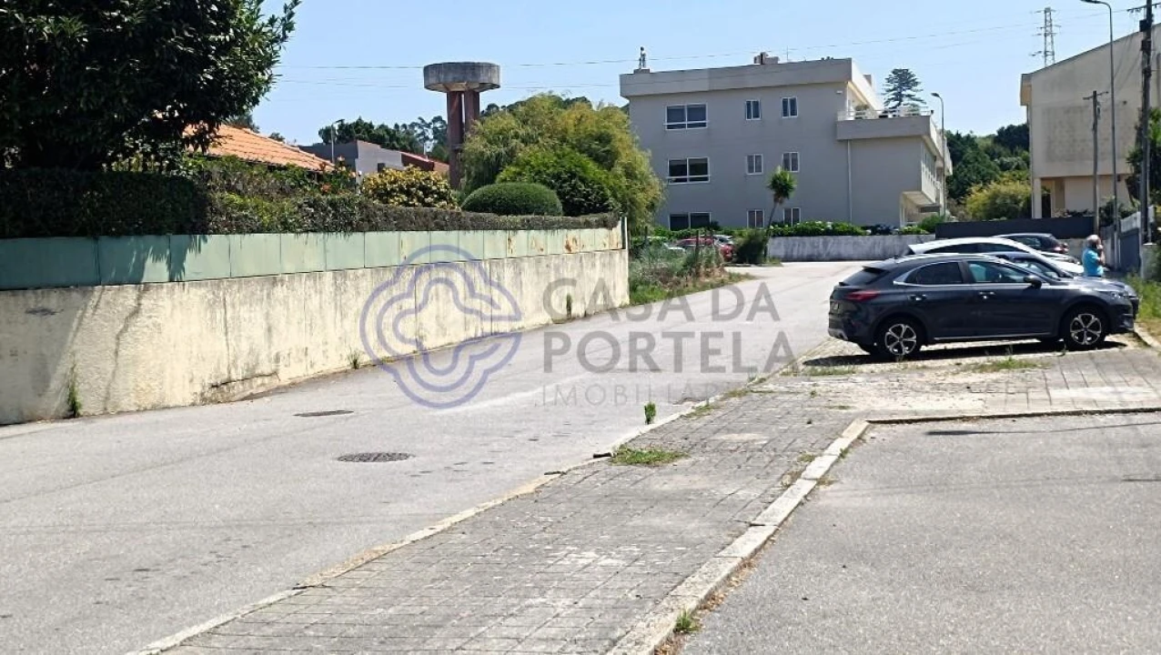 Terreno para Venda em Arcozelo Foto 17