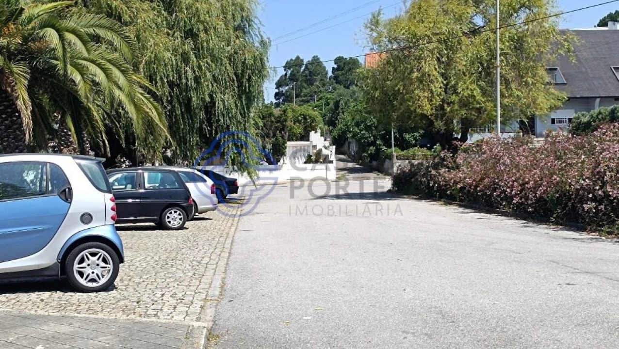 Terreno para Venda em Arcozelo Foto 18