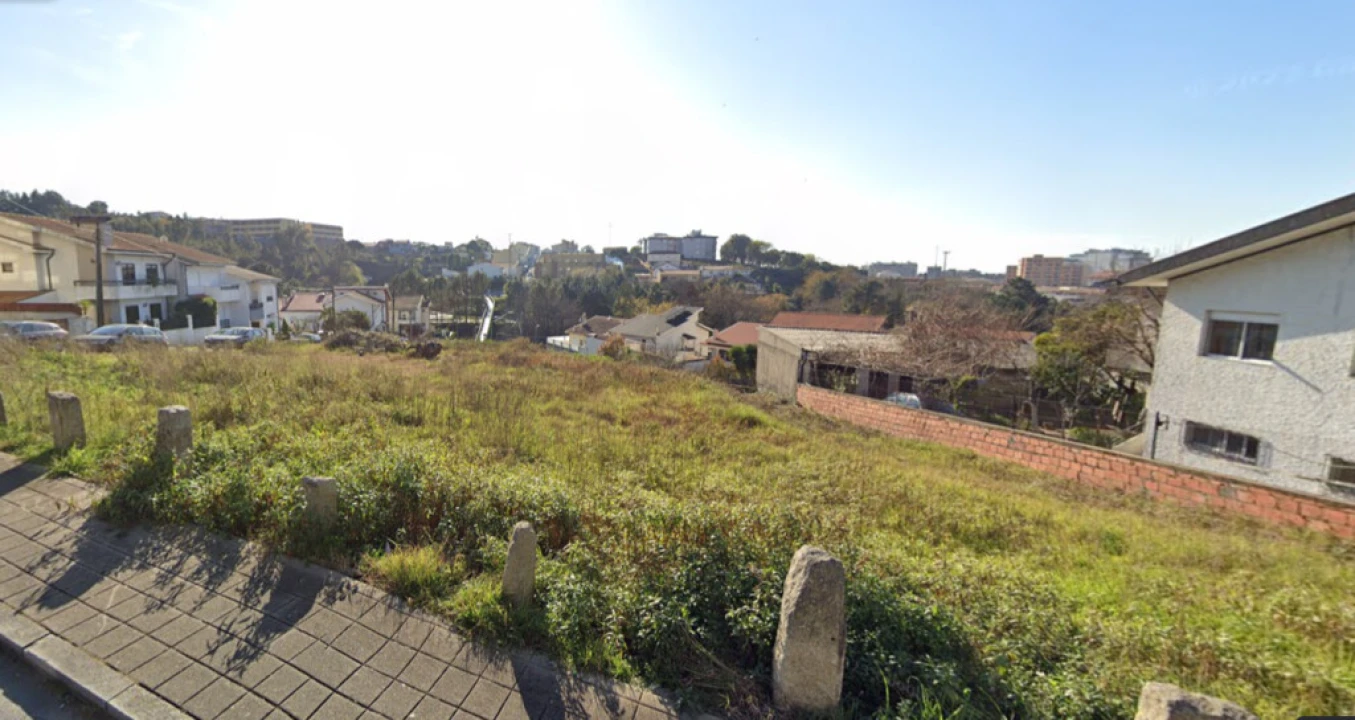 Terreno para Venda em Ermesinde Foto 2