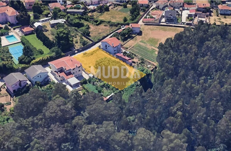 Terreno para Venda em Vila de Cucujães Foto 3
