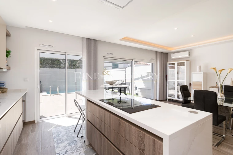 Moradia T3 para Venda em Santa Luzia Foto 18