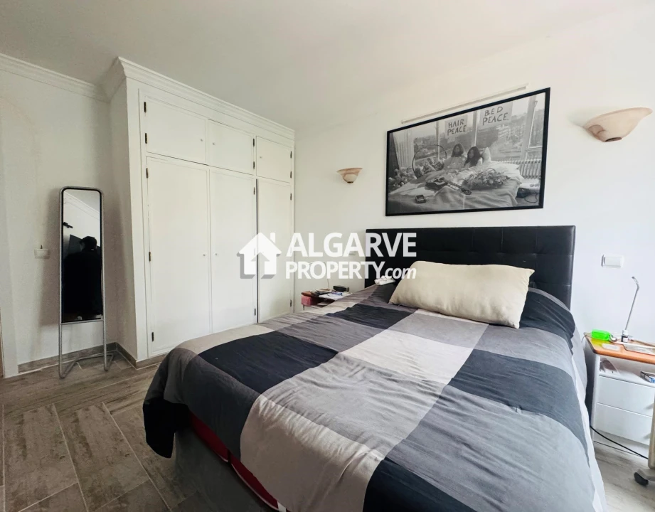 Apartamento T2 para Venda em Albufeira e Olhos de Água Foto 11