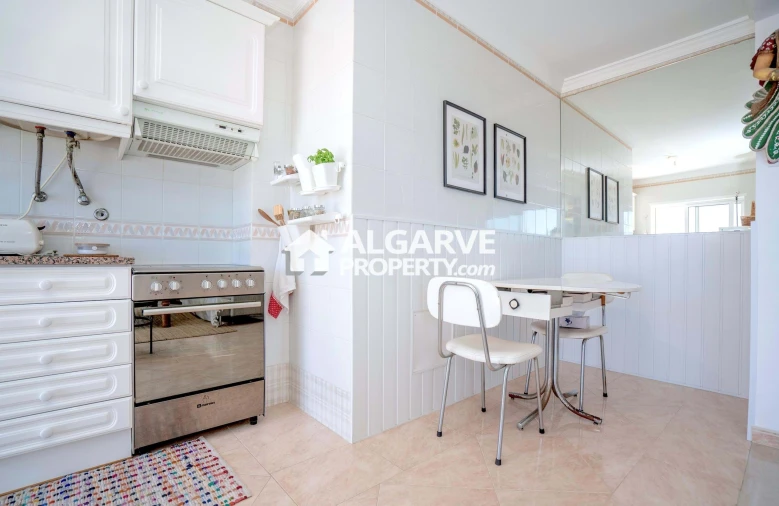 Apartamento T2 para Venda em Albufeira e Olhos de Água Foto 12
