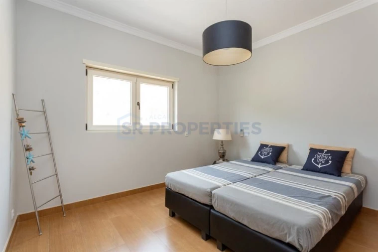 Moradia T4 para Venda em Albufeira e Olhos de Água Foto 30