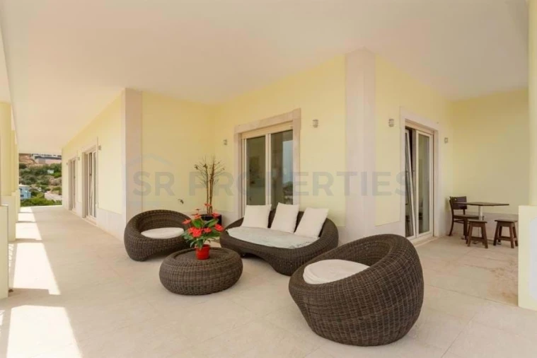 Moradia T4 para Venda em Albufeira e Olhos de Água Foto 27