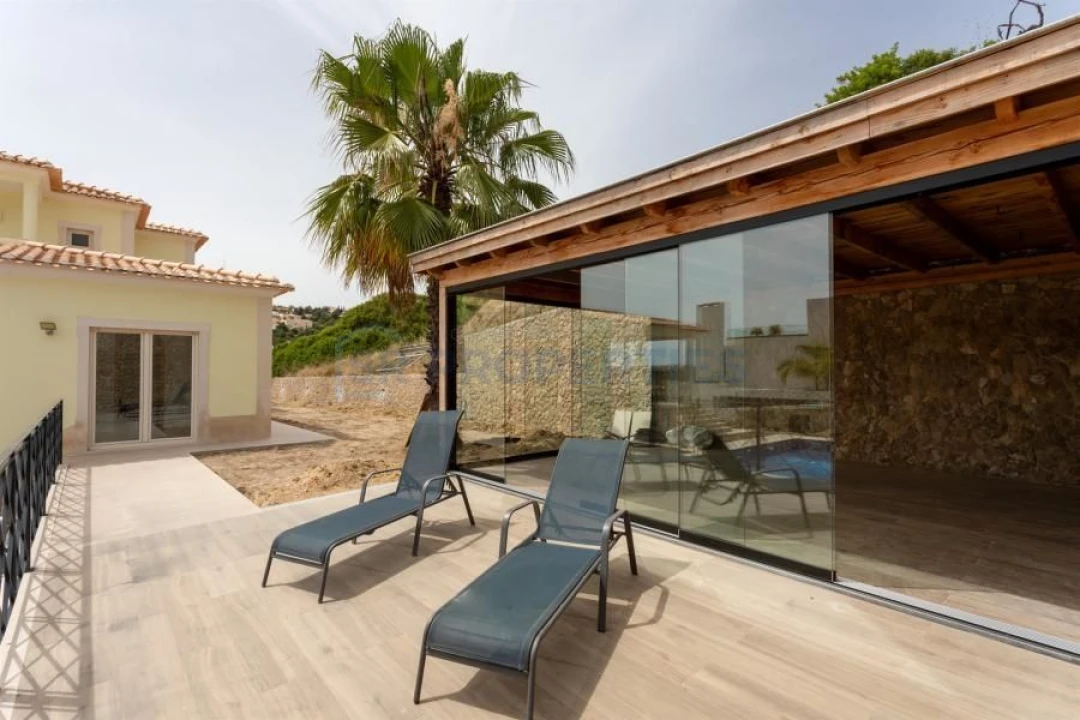 Moradia T4 para Venda em Albufeira e Olhos de Água Foto 36