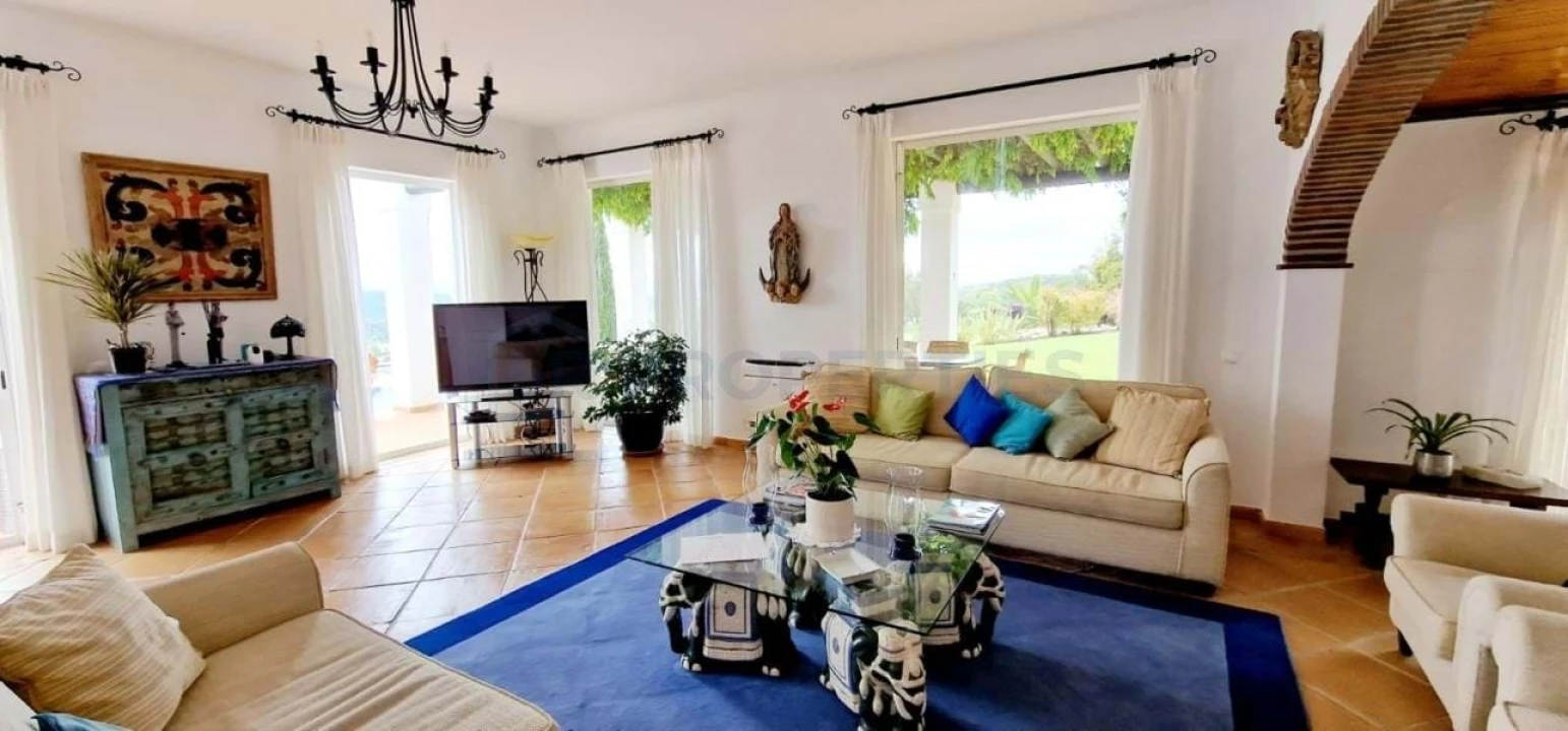 Moradia T4 para Venda em Loule (São Clemente) Foto 13