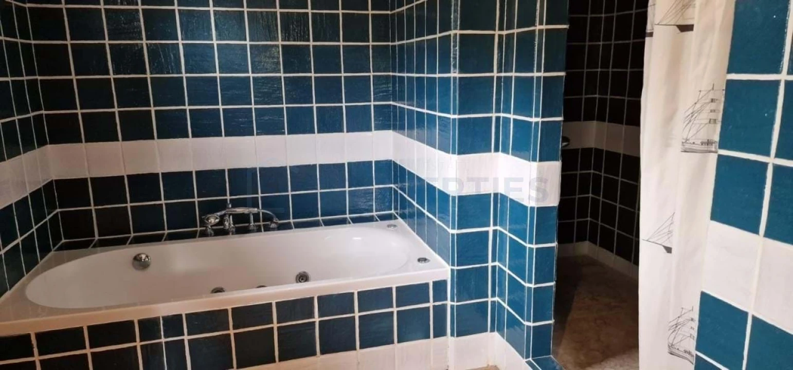 Moradia T4 para Venda em Loule (São Clemente) Foto 36