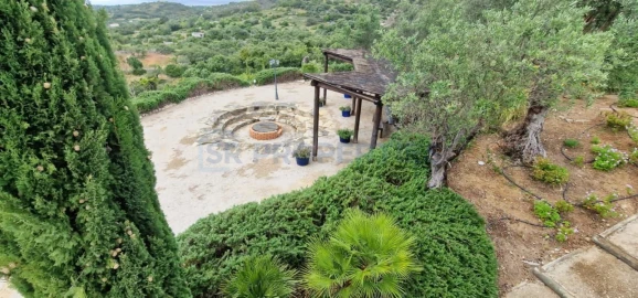 Moradia T4 para Venda em Loule (São Clemente)