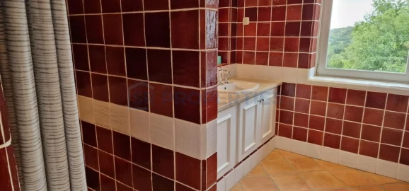 Moradia T4 para Venda em Loule (São Clemente)