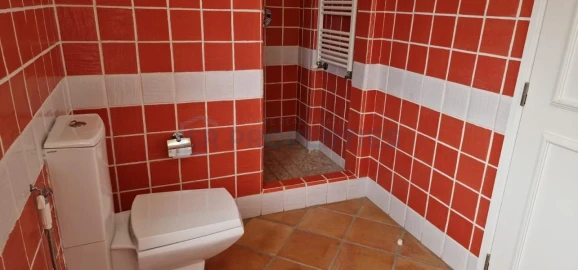 Moradia T4 para Venda em Loule (São Clemente)