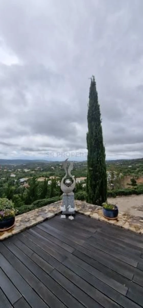 Moradia T4 para Venda em Loule (São Clemente)