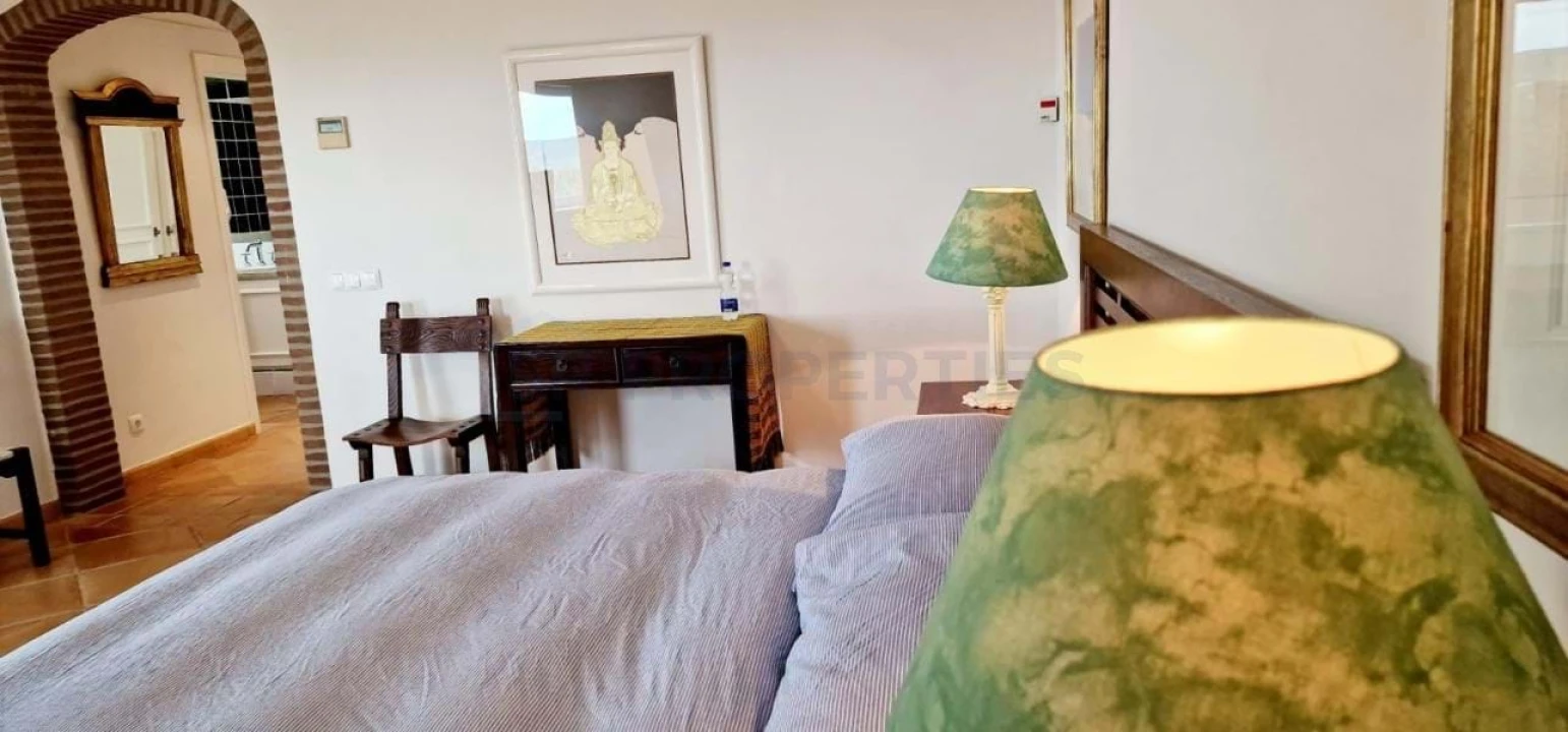 Moradia T4 para Venda em Loule (São Clemente) Foto 16