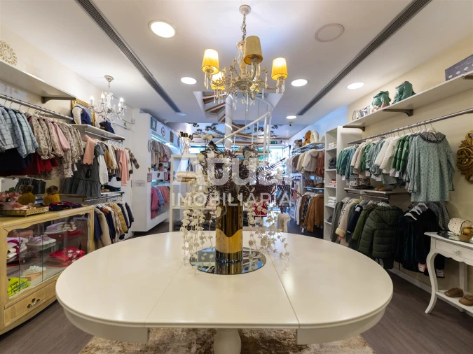 Loja para Trespasse em Oliveira, São Paio e São Sebastião Foto 14