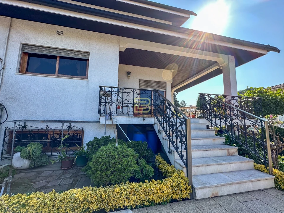 Moradia T5 para Venda em Moreira Foto 5