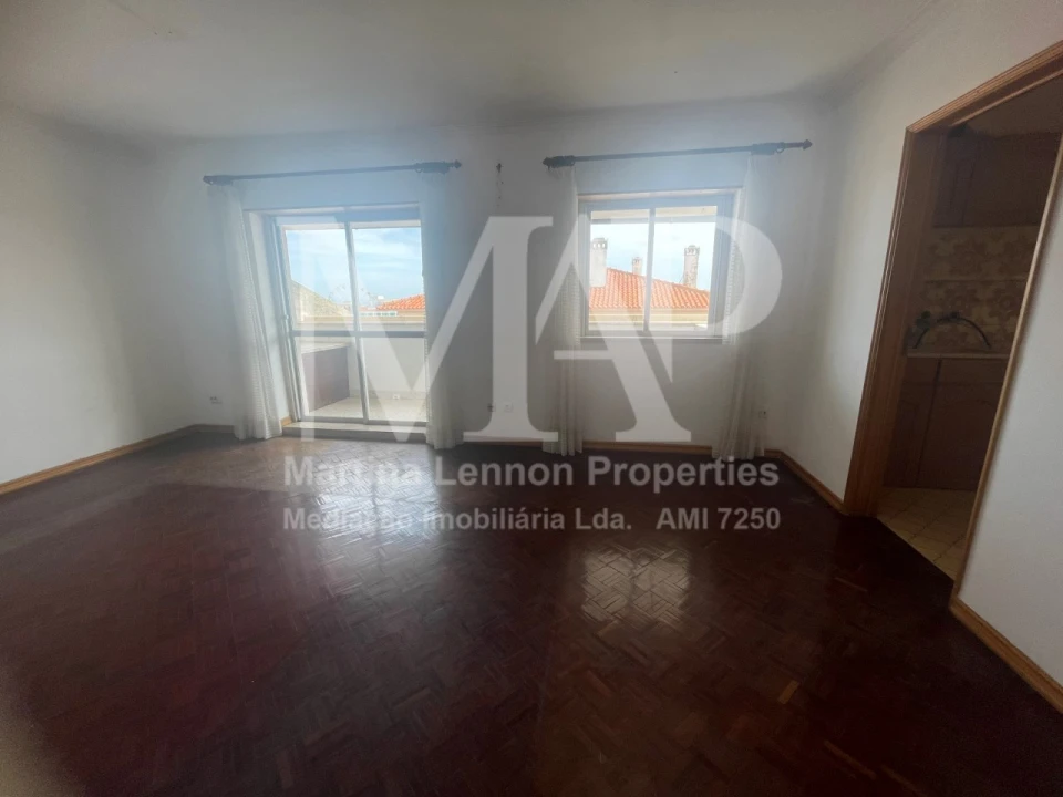 Apartamento T1 para Venda em Cascais e Estoril Foto 9