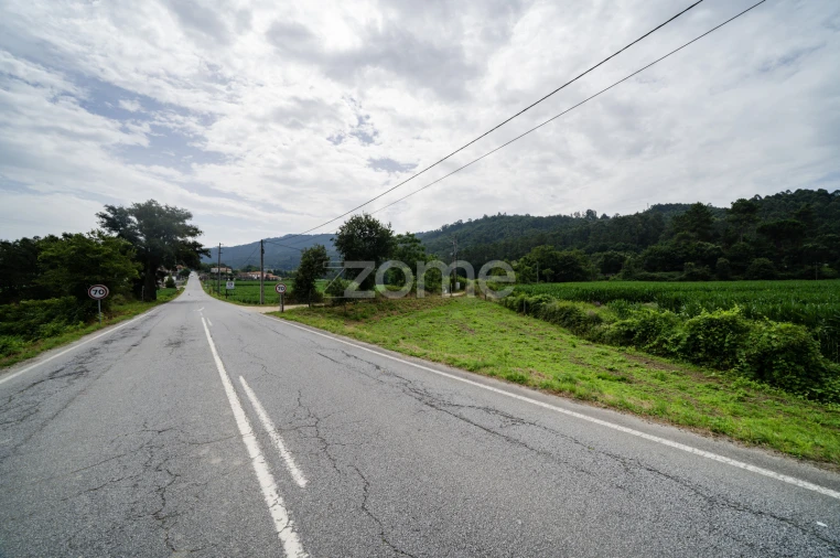 Terreno para Venda em Areias de Vilar e Encourados Foto 12
