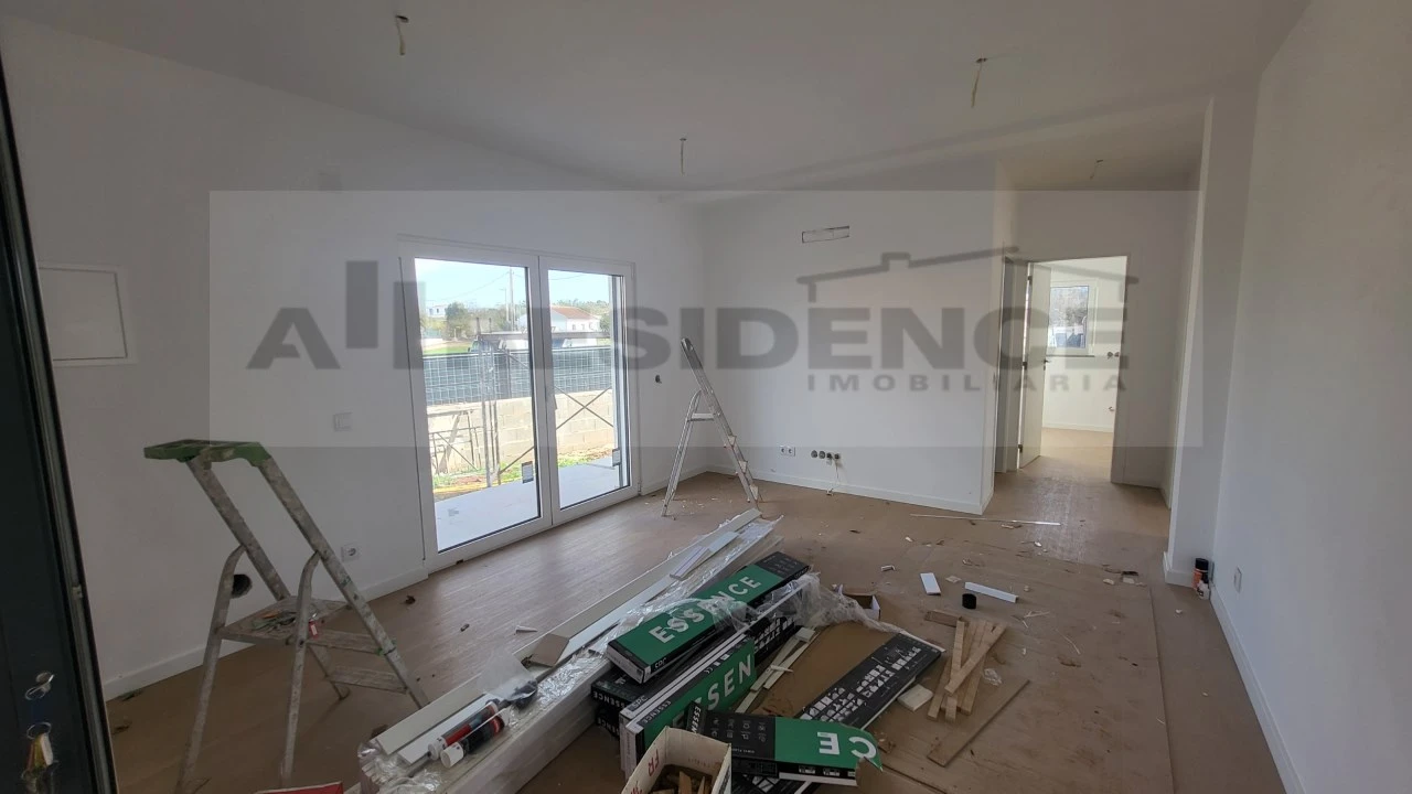 Apartamento T2 para Venda em Algoz e Tunes Foto 2