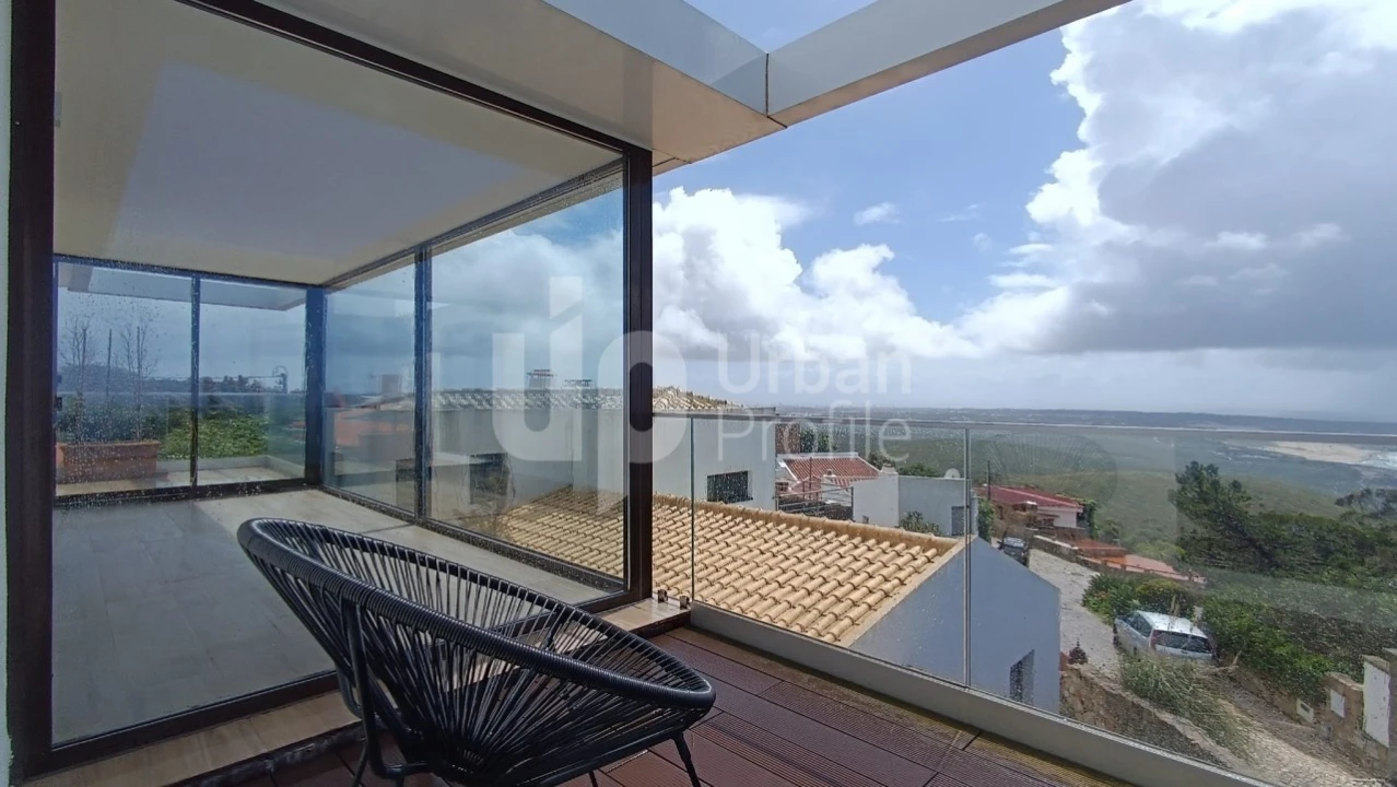 Moradia T3 para Venda em Alcabideche Foto 28