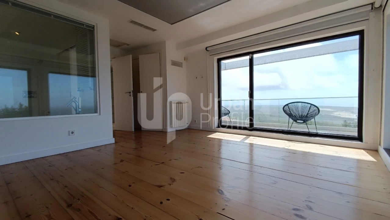Moradia T3 para Venda em Alcabideche Foto 34