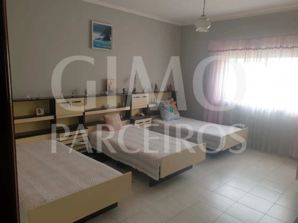 Moradia T6 para Venda em Fermentelos Foto 15