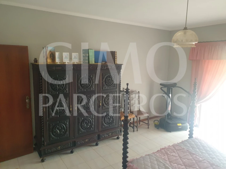 Moradia T6 para Venda em Fermentelos Foto 18