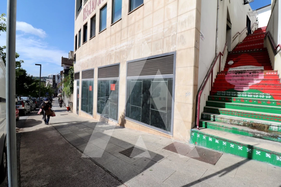 Loja para Venda em Águeda e Borralha Foto 2