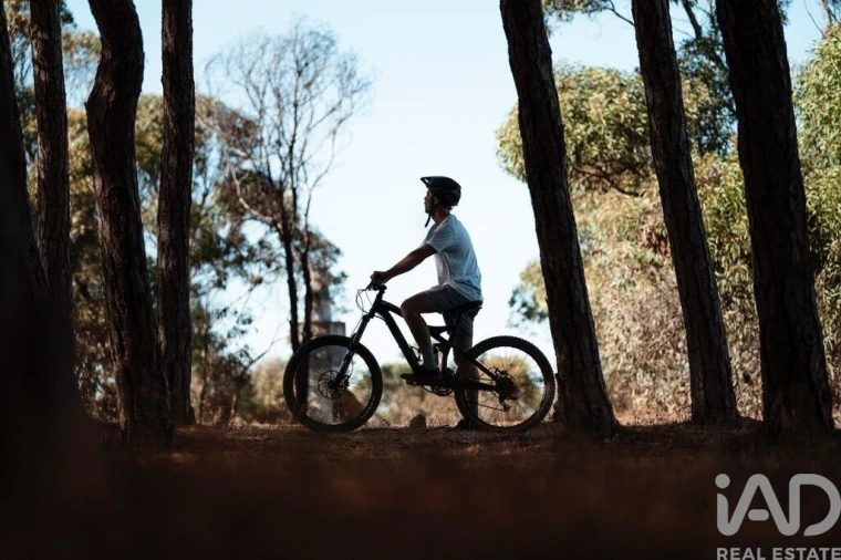 Moradia T4 para Venda em Bensafrim e Barão de São João Foto 24