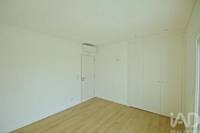 Moradia T3 para Venda em Fernao Ferro
