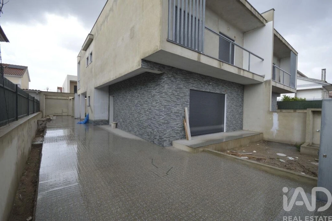 Moradia T3 para Venda em Fernao Ferro Foto 14