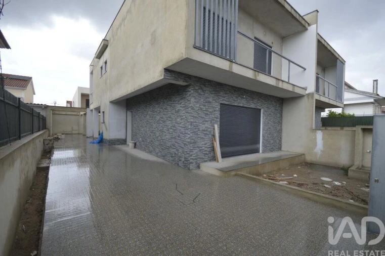 Moradia T3 para Venda em Fernao Ferro Foto 14