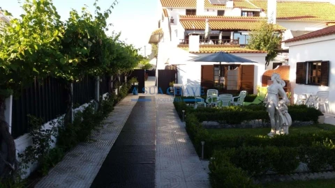 Moradia T3 para Venda em Sesimbra (Castelo)