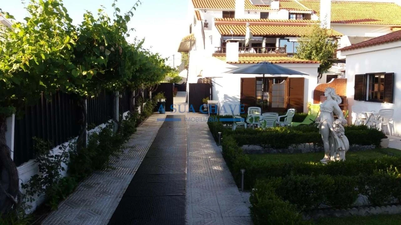 Moradia T3 para Venda em Sesimbra (Castelo) Foto 2
