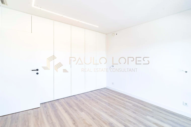 Moradia T4 para Venda em Cascais e Estoril Foto 26